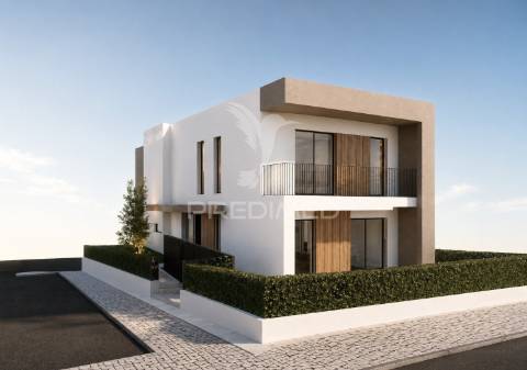 Terreno urbano  de 318m2 em alenquer