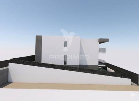 Terreno urbano  de 318m2 em alenquer