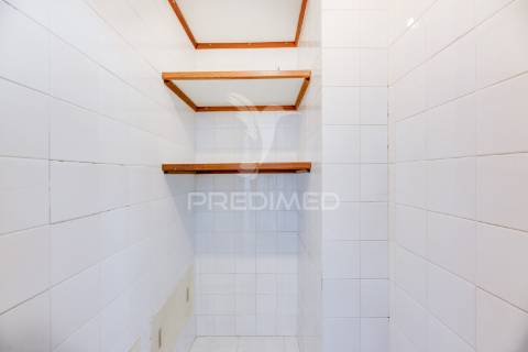 Apartamento t3 com garagem em laranjeiras