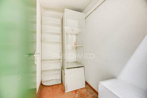 Apartamento t3 com garagem em laranjeiras