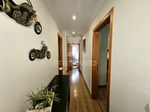 Moradia t3 com quintal e garagem em castro verde