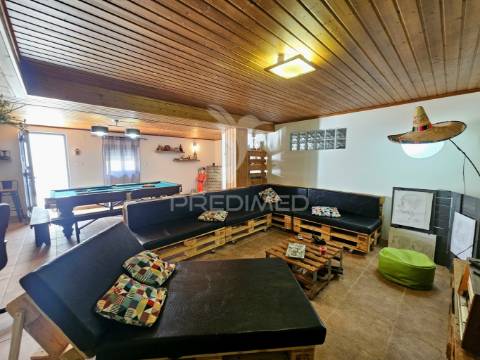 Moradia t3 com quintal e garagem em castro verde