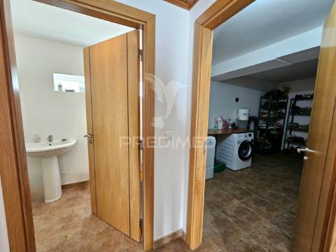 Moradia t3 com quintal e garagem em castro verde
