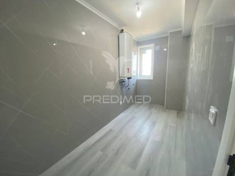 Apartamento t3 c/ suite e garagem fechada esgueira