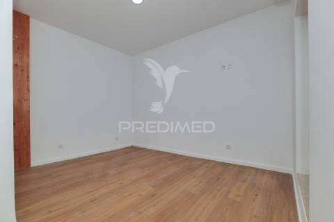 Prédio t 12  no centro histórico de coimbra