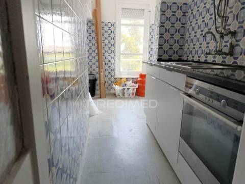 T2 nos olivais com cozinha equipada