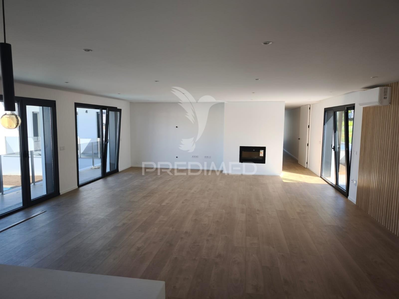 Moradia térria com piscina - panoias, braga (pronta)
