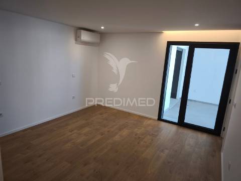 Moradia térria com piscina - panoias, braga (pronta)