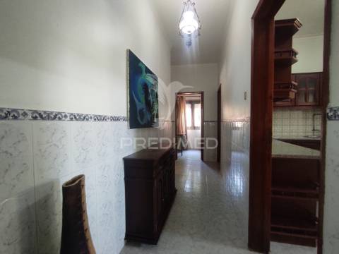 Quinta com moradia t3 + oficina auto em beringel