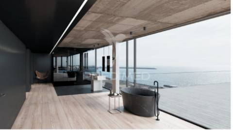 Moradia com vista mar em construção