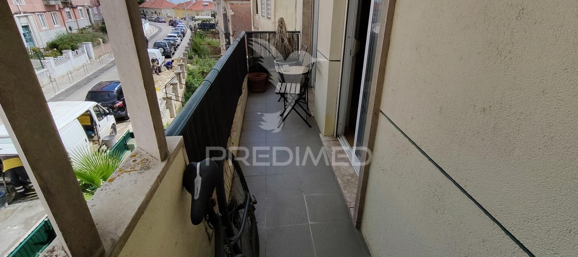 T1 para arrendar no centro de almada