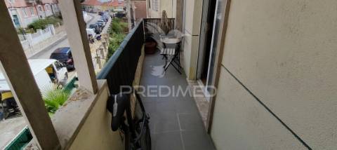 T1 para arrendar no centro de almada