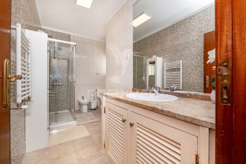 Moradia geminada t3+1 em excelente estado – quinta do ribeiro, braga