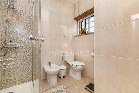 Moradia geminada t3+1 em excelente estado – quinta do ribeiro, braga