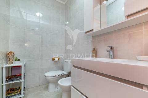 Moradia geminada t3+1 em excelente estado – quinta do ribeiro, braga