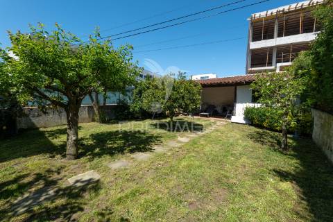 Moradia geminada t3+1 em excelente estado – quinta do ribeiro, braga