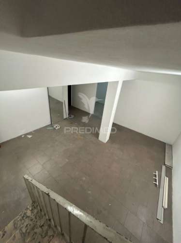 Loja para arrendamento em vagos – 78 m² | dois andares