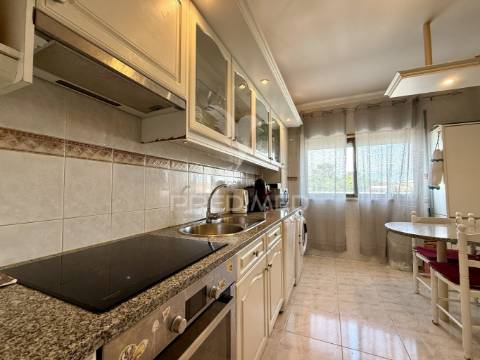 Apartamento t3, excelente localização e boa exposição solar – fátima