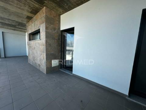 Moradia de luxo t4 com piscina elvas