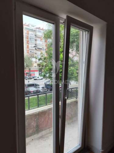 Apartamento t2 com remodelação total, em benfica
