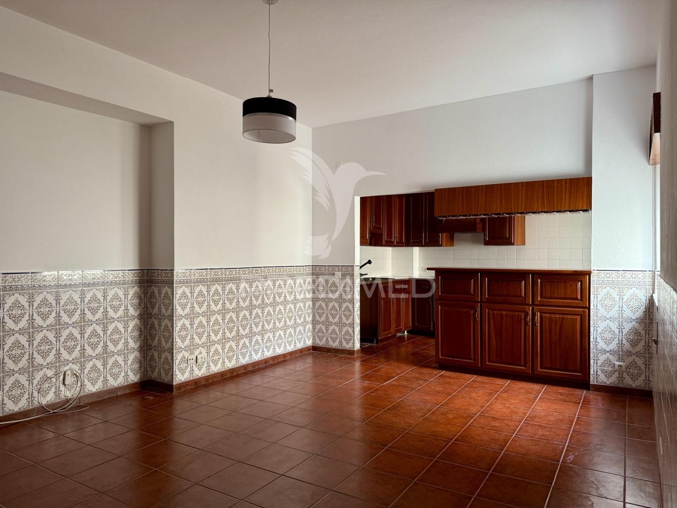 Apartamento t2 (para investimento) - mira de aire, porto de mós