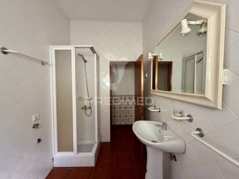 Apartamento t2 (para investimento) - mira de aire, porto de mós