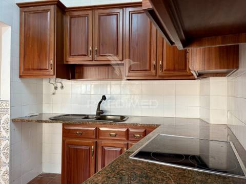 Apartamento t2 (para investimento) - mira de aire, porto de mós