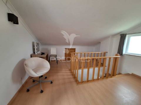 Moradia t4 para arrendamento lourinhã