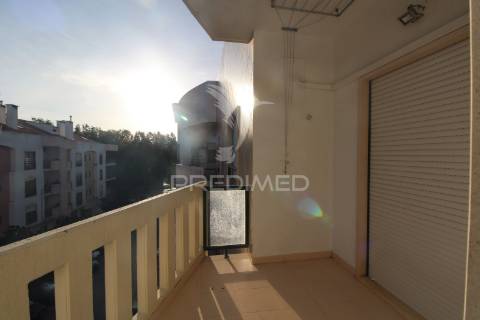Duplex t3+2 com garagem em alcochete