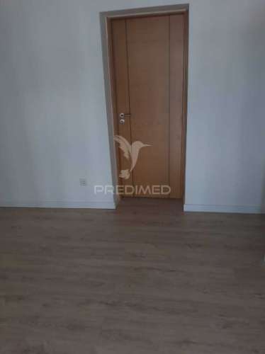 Casa t2 renovada no centro de campo maior