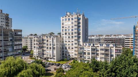 Apartamento t3 com vistas panorâmicas em paranhos