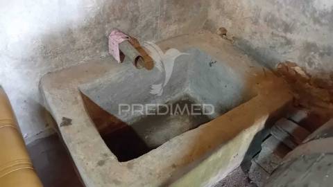 Moradia para restauro em nossa senhora das misericordias - ourém.