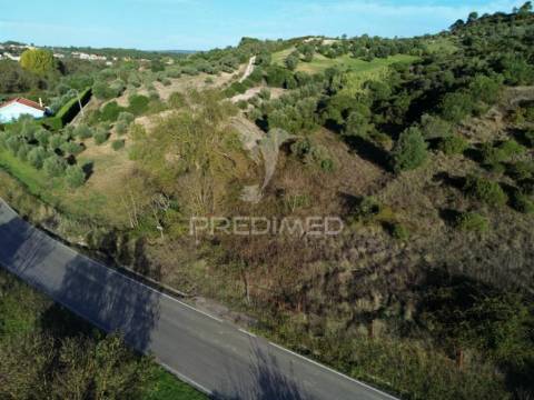 Terreno rústico com 15.530 m² em arneiro das milhariças