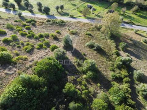 Terreno rústico com 15.530 m² em arneiro das milhariças