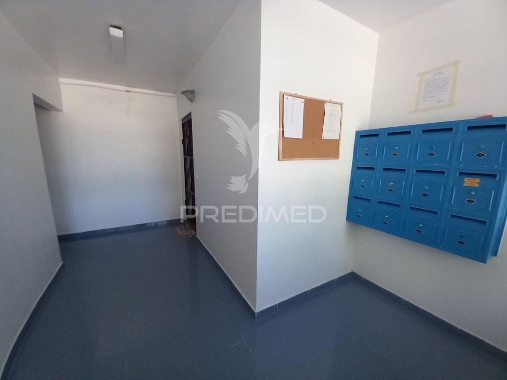 Apartamento t2 na cidade sol