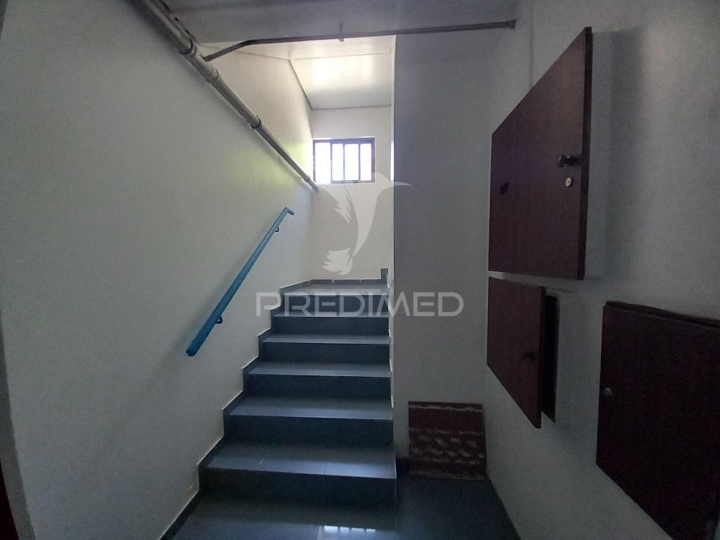 Apartamento t2 na cidade sol