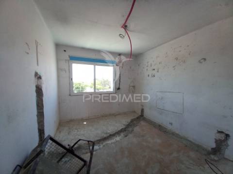 Apartamento t2 na cidade sol