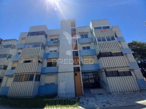 Apartamento t2 na cidade sol