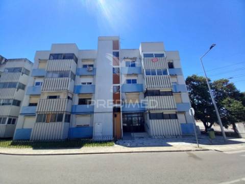 Apartamento t2 na cidade sol