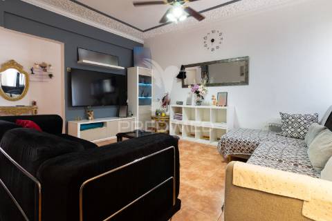 Moradia independente na rua cesário verde - miratejo - corroios - 420.000€