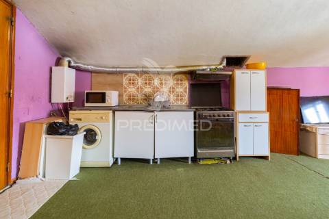 Moradia independente na rua cesário verde - miratejo - corroios - 420.000€