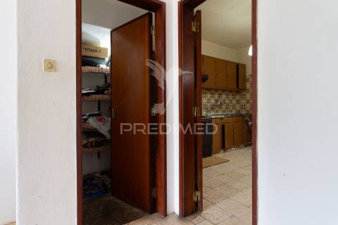 Moradia independente na rua cesário verde - miratejo - corroios - 420.000€
