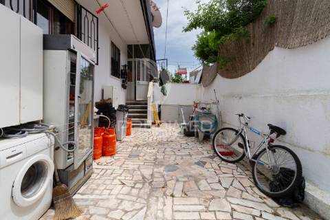 Moradia independente na rua cesário verde - miratejo - corroios - 420.000€