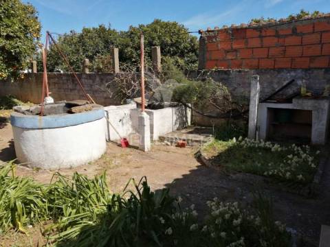 Moradia t3, excelente investimento, alvalade do sado, mimosa