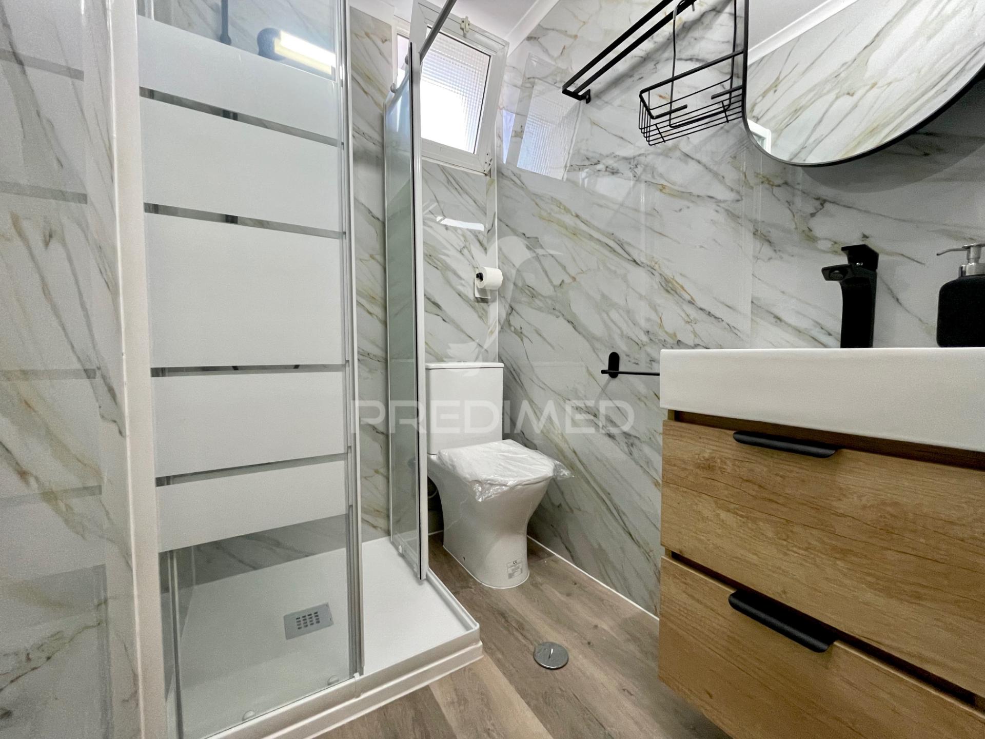 Moradia t2 renovada com quintal