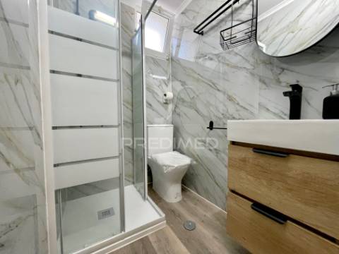 Moradia t2 renovada com quintal