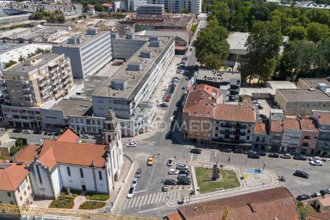 Loja no centro de barcelos - arrendamento