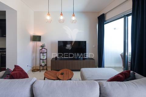 Apartamento t1+1 em condomínio com piscina