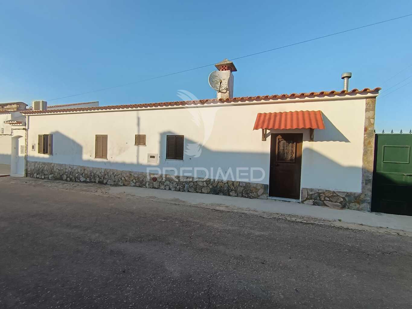 Moradia t2 em vila boim – conforto e tradição alentejana