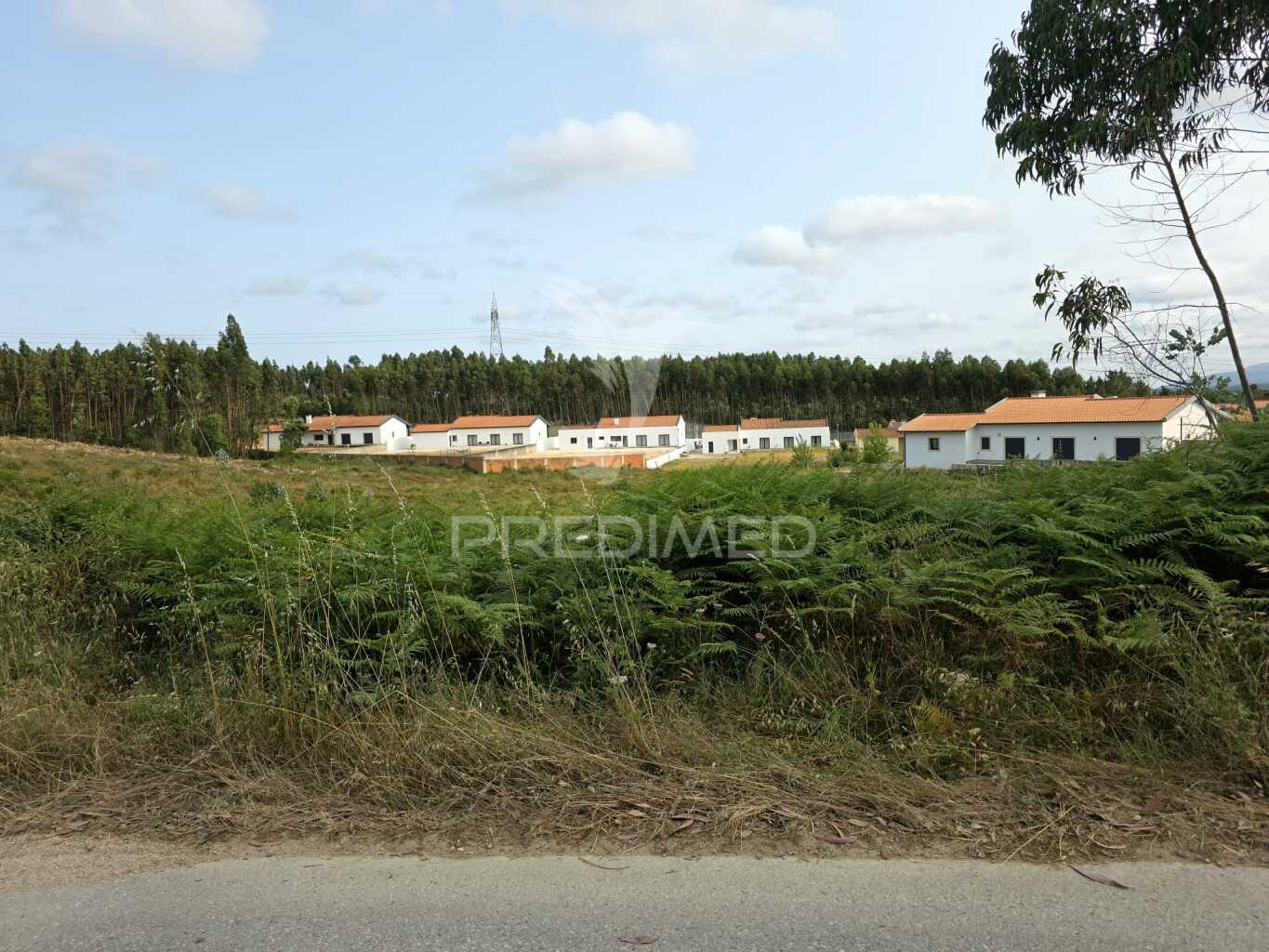 Lote de terreno com projeto aprovado
